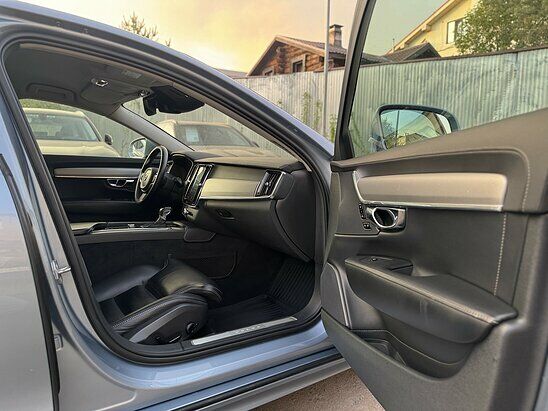 Volvo S90 2.0 T5 AT (249 л.с.) Inscription