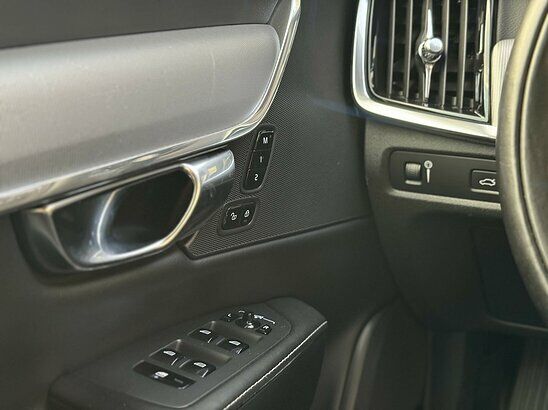 Volvo S90 2.0 T5 AT (249 л.с.) Inscription