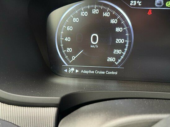 Volvo S90 2.0 T5 AT (249 л.с.) Inscription