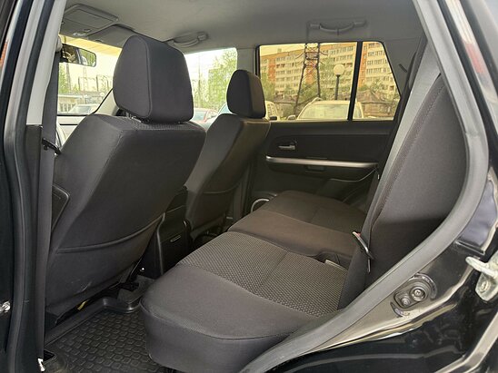 Suzuki Grand Vitara 2.4 4WD MT (169 л.с.) Comfort+