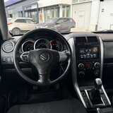 Suzuki Grand Vitara 2.4 4WD MT (169 л.с.) Comfort+