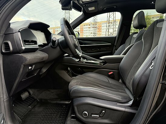 Geely Monjaro 2.0 4WD AT (238 л.с.) Flagship