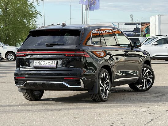 Geely Monjaro 2.0 4WD AT (238 л.с.) Flagship