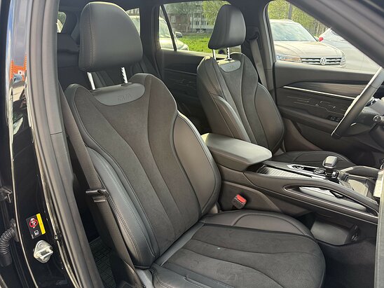 Geely Monjaro 2.0 4WD AT (238 л.с.) Flagship