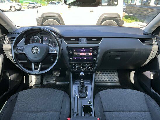 Skoda Octavia 1.8 TSI DSG (180 л.с.) Style