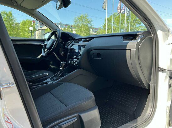 Skoda Octavia 1.8 TSI DSG (180 л.с.) Style