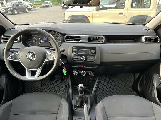 Renault Duster 2.0 4WD MT (143 л.с.) Drive