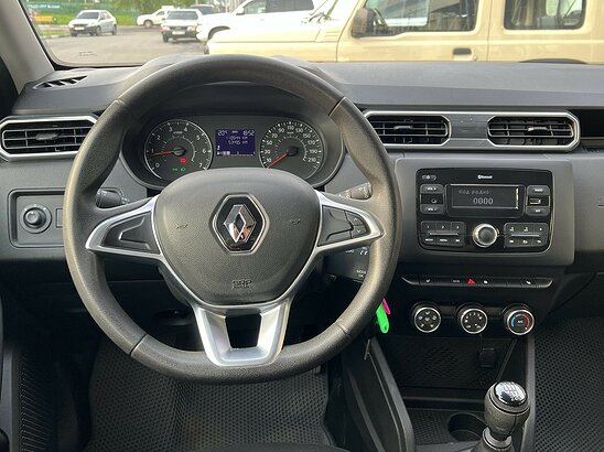 Renault Duster 2.0 4WD MT (143 л.с.) Drive
