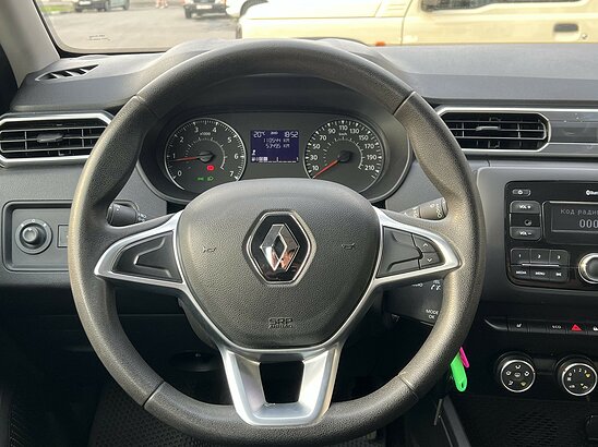 Renault Duster 2.0 4WD MT (143 л.с.) Drive