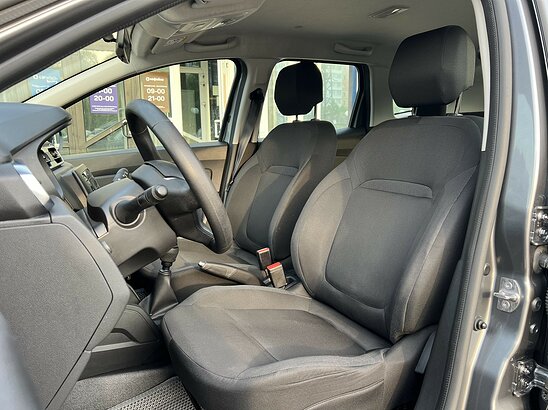 Renault Duster 2.0 4WD MT (143 л.с.) Drive