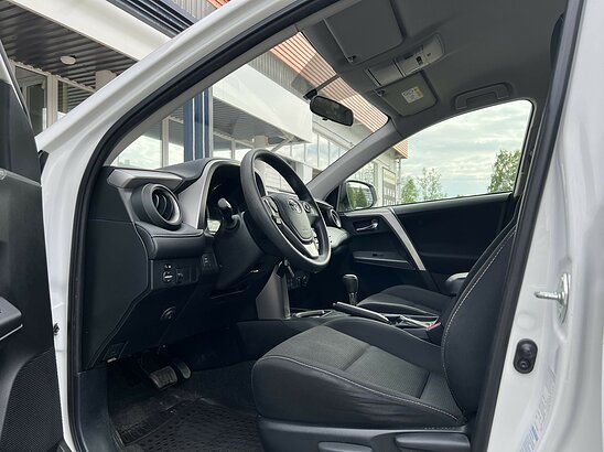 Toyota RAV4 2.0 4WD CVT (146 л.с.) Comfort