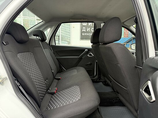 ВАЗ (LADA) Granta 1.6 MT (90 л.с.) Luxe