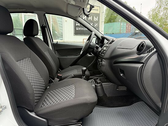 ВАЗ (LADA) Granta 1.6 MT (90 л.с.) Luxe