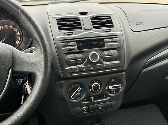 ВАЗ (LADA) Granta 1.6 MT (90 л.с.) Luxe
