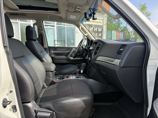 Mitsubishi Pajero 3.0 AT (178 л.с.) GLS