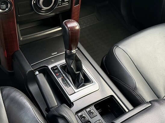 Toyota Land Cruiser Prado 4.0 AT (282 л.с.) Prestige