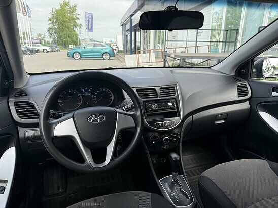 Hyundai Solaris 1.4 AT (107 л.с.) Classic