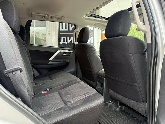 Mitsubishi Pajero Sport 2.4 D 4WD AT (181 л.с.) Instyle