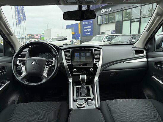 Mitsubishi Pajero Sport 2.4 D 4WD AT (181 л.с.) Instyle