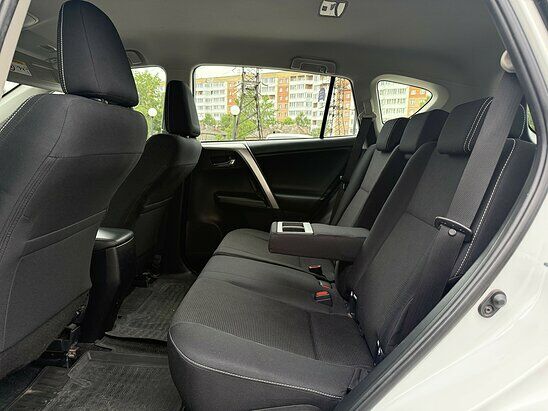Toyota RAV4 2.0 AWD MT (146 л.с.) Comfort Plus