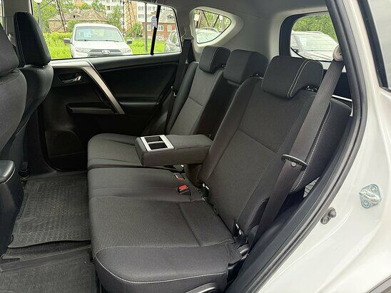 Toyota RAV4 2.0 AWD MT (146 л.с.) Comfort Plus