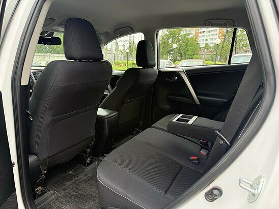 Toyota RAV4 2.0 AWD MT (146 л.с.) Comfort Plus