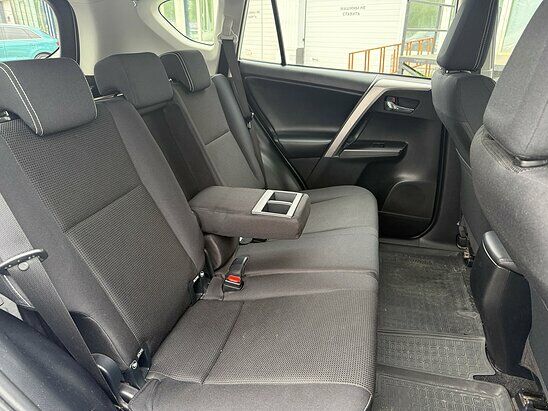 Toyota RAV4 2.0 AWD MT (146 л.с.) Comfort Plus