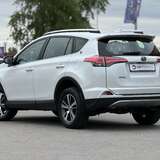 Toyota RAV4 2.0 AWD MT (146 л.с.) Comfort Plus