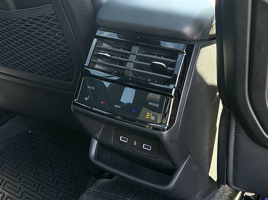 Geely Monjaro 2.0 4WD AT (238 л.с.) Exclusive