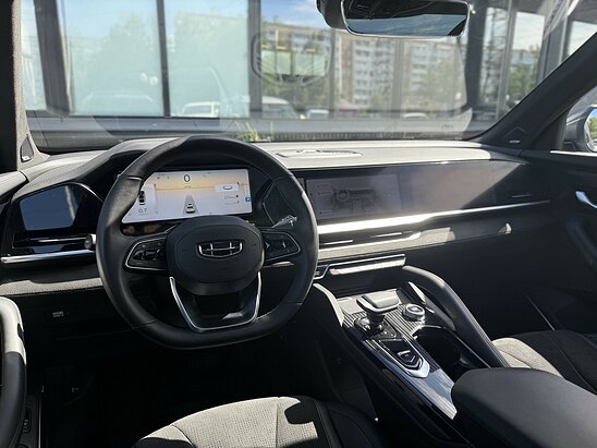 Geely Monjaro 2.0 4WD AT (238 л.с.) Exclusive