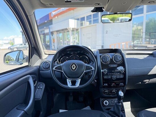 Renault Duster 2.0 4WD MT (143 л.с.) Drive