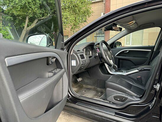 Volvo S80 2.0 T5 AT (245 л.с.) Summum