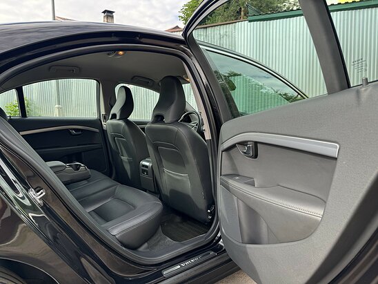 Volvo S80 2.0 T5 AT (245 л.с.) Summum