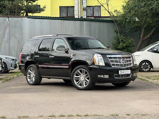 Cadillac Escalade 6.2 V8 4WD AT (403 л.с.) Top