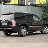 Cadillac Escalade 6.2 V8 4WD AT (403 л.с.) Top