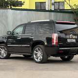 Cadillac Escalade 6.2 V8 4WD AT (403 л.с.) Top