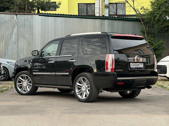 Cadillac Escalade 6.2 V8 4WD AT (403 л.с.) Top