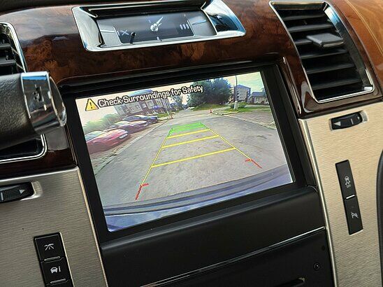 Cadillac Escalade 6.2 V8 4WD AT (403 л.с.) Top