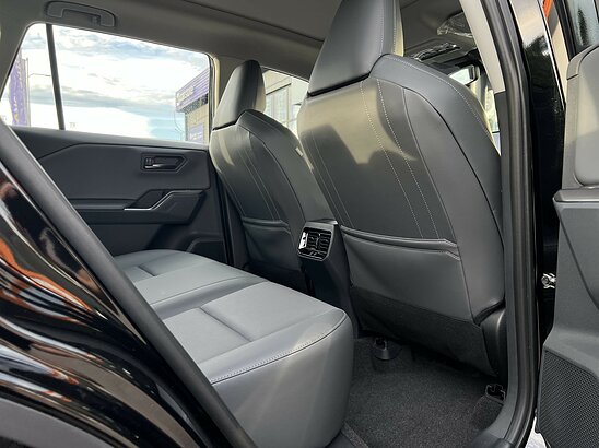 Toyota RAV4 2.0 CVT (171 л.с.) Fashion