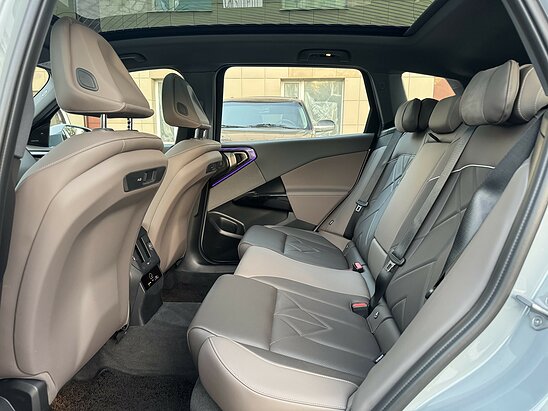 BMW X3 30e 2.0 xDrive Steptronic (299 л.с.)