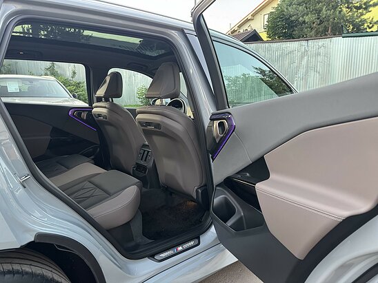 BMW X3 30e 2.0 xDrive Steptronic (299 л.с.)