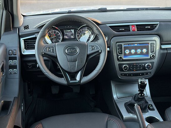 JAC T6 2.0 4WD MT (177 л.с.) Full Extra
