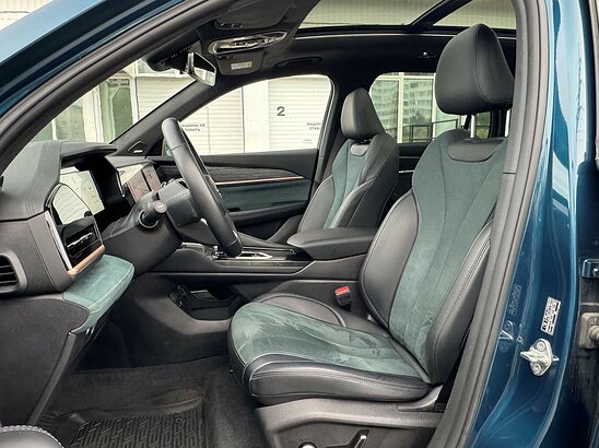 Geely Monjaro 2.0 4WD AT (238 л.с.) Exclusive