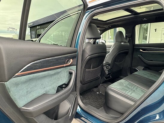 Geely Monjaro 2.0 4WD AT (238 л.с.) Exclusive