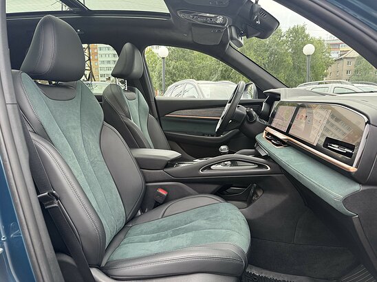 Geely Monjaro 2.0 4WD AT (238 л.с.) Exclusive