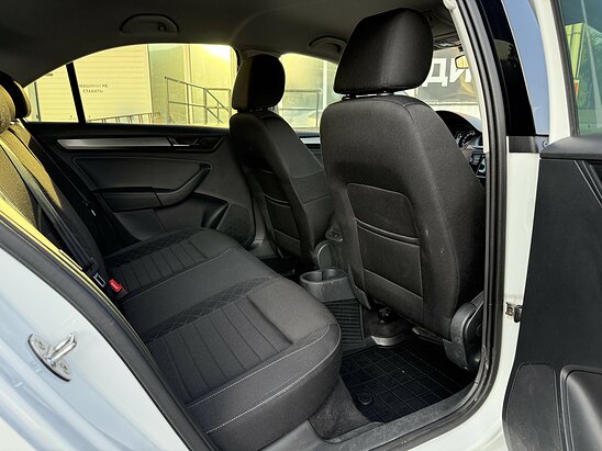 Skoda Rapid 1.6 MPI AT (110 л.с.) Style