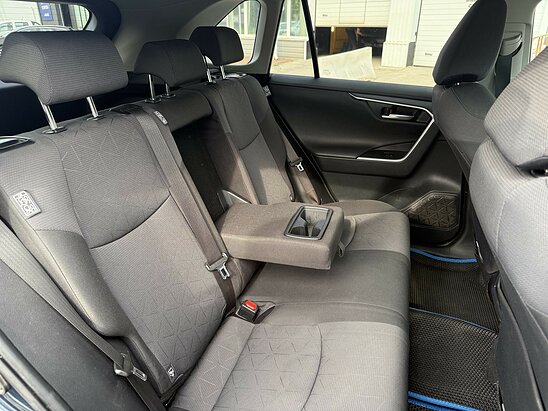 Toyota RAV4 2.0 4WD CVT (149 л.с.) Комфорт