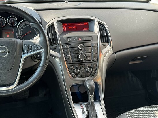 Opel Astra 1.4 Turbo AT (140 л.с.) Cosmo