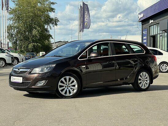 Opel Astra 1.4 Turbo AT (140 л.с.) Cosmo