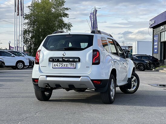 Renault Duster 2.0 4WD MT (143 л.с.) Drive